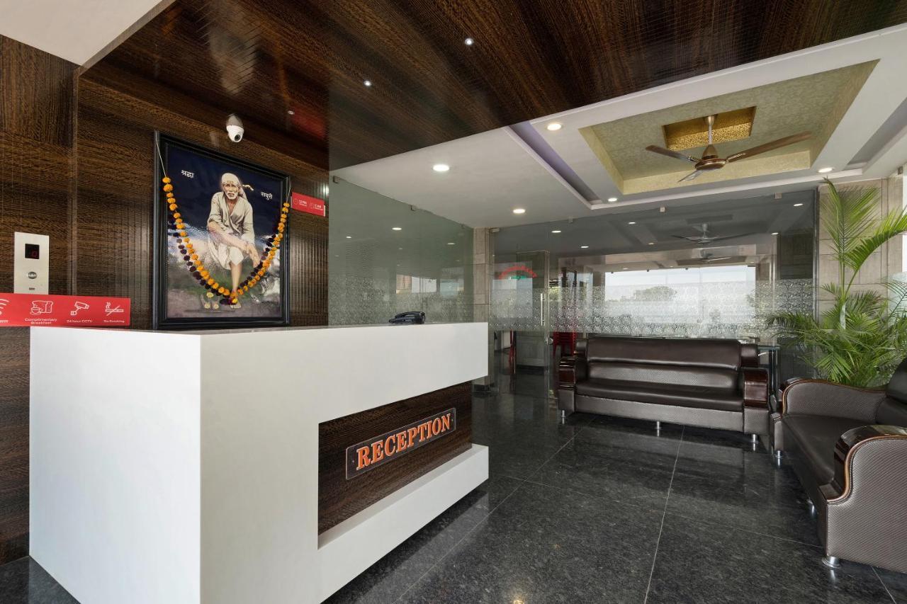 Oyo Flagship 19196 Shree Sai Niladri Residency Shirdi Buitenkant foto